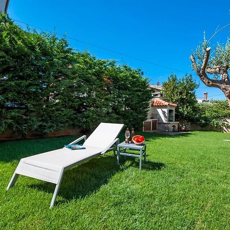 Villa Francesco Rovigno Esterno foto