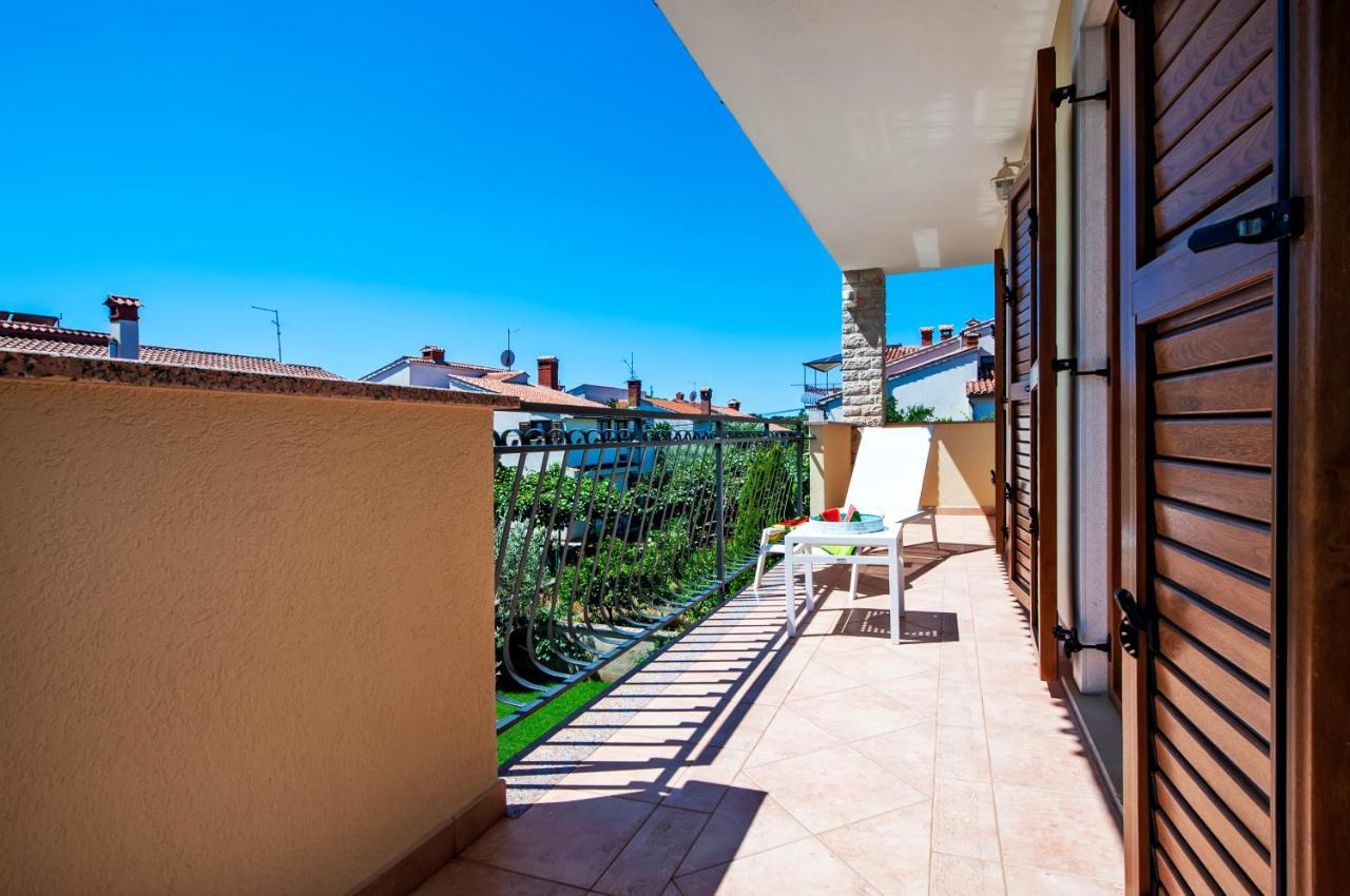 Villa Francesco Rovigno Esterno foto
