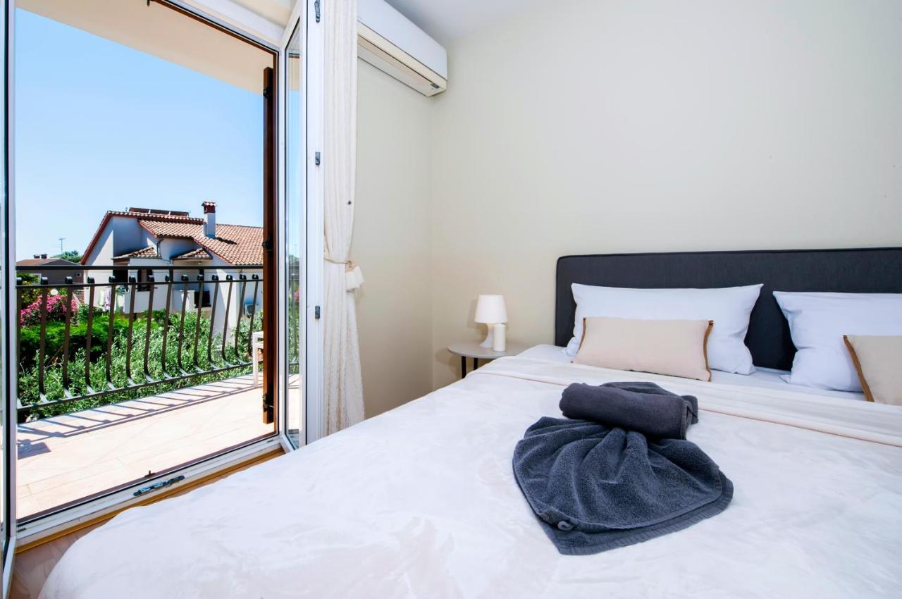 Villa Francesco Rovigno Esterno foto