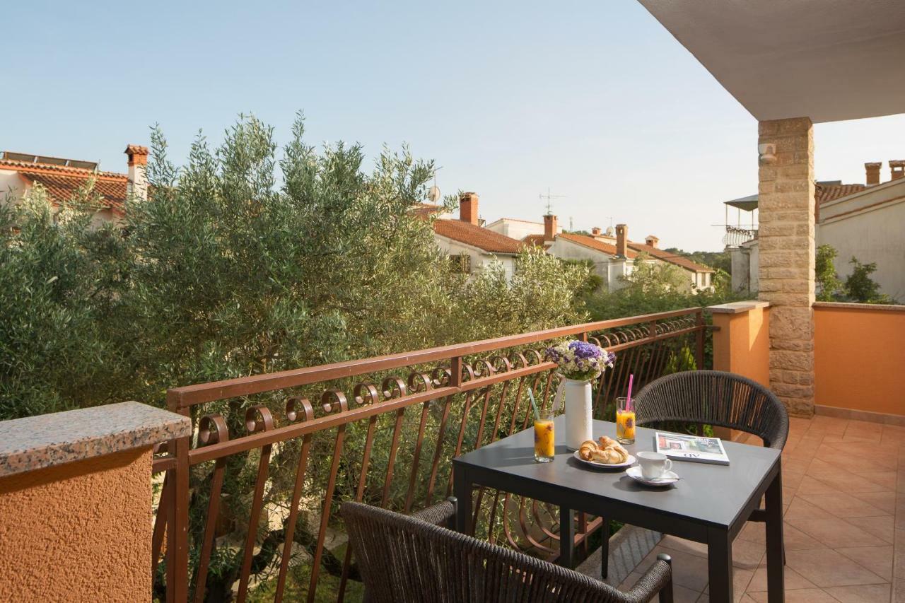 Villa Francesco Rovigno Esterno foto